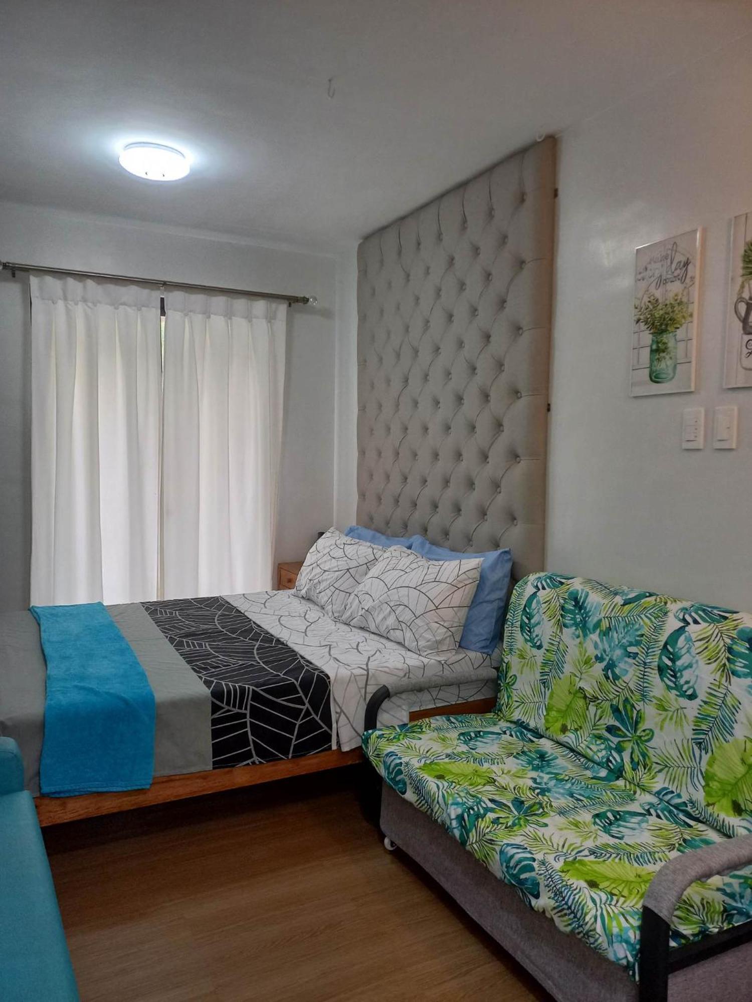 טגאיטאי Cozyvilla At Pine Suites Tagaytay 2Br Or Studio With Free Parking Studio Offsite 2Br And Deluxe Studio Basement מראה חיצוני תמונה