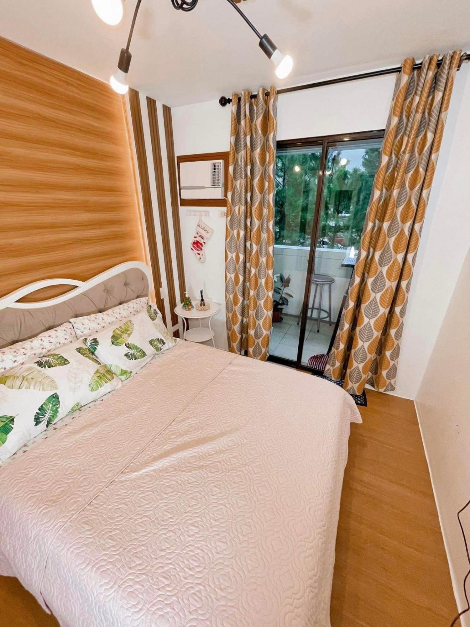 טגאיטאי Cozyvilla At Pine Suites Tagaytay 2Br Or Studio With Free Parking Studio Offsite 2Br And Deluxe Studio Basement מראה חיצוני תמונה