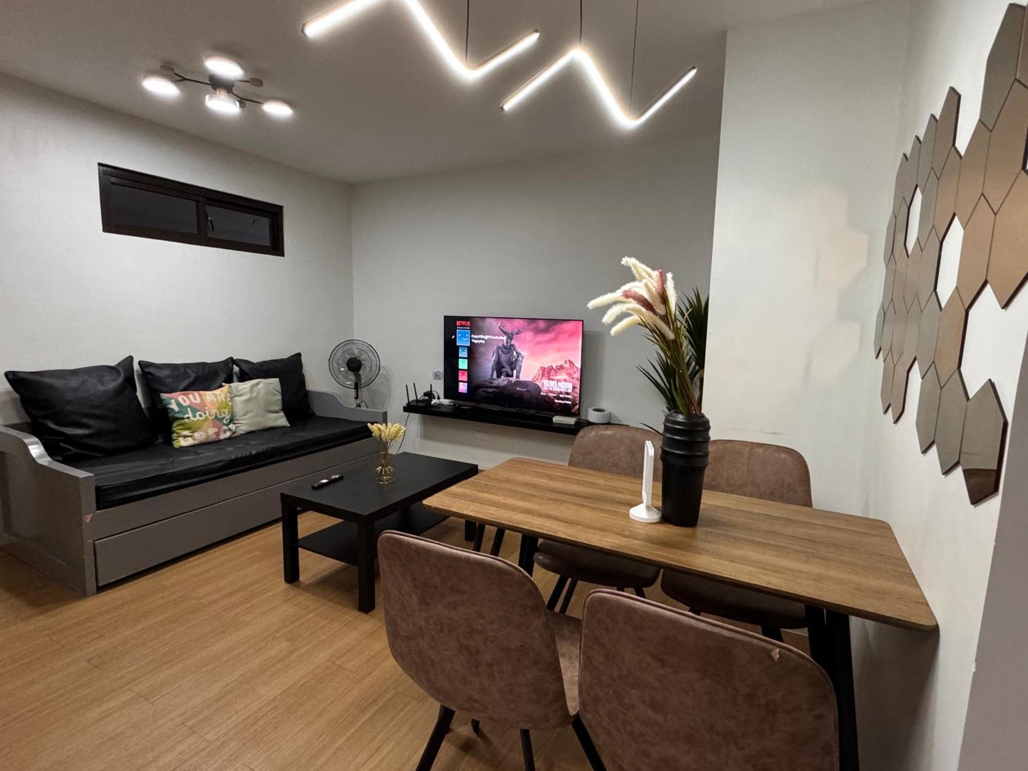 טגאיטאי Cozyvilla At Pine Suites Tagaytay 2Br Or Studio With Free Parking 2Br In Basement Parking And Studio In Offsite Parking מראה חיצוני תמונה